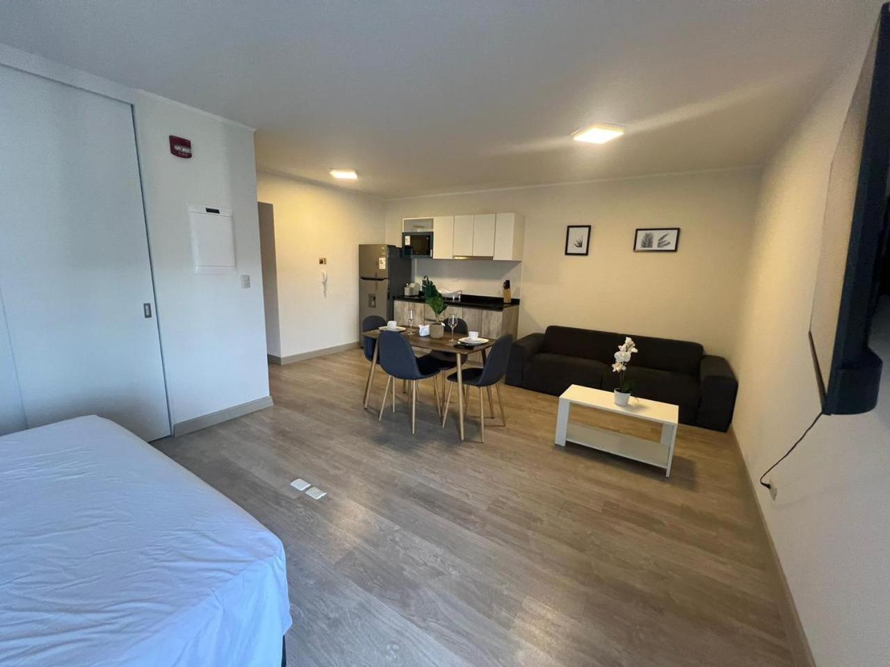 Encantador Loft Con Balcón En Barranco Apartamento